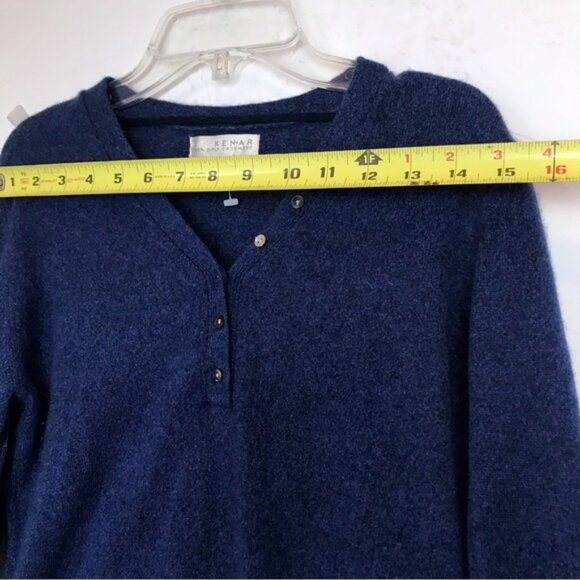 Kenar NEW Cashmere 2-ply Sweater Knit Henley Buttons Top Soft Cozy VNeck Tunic M - Picture 9 of 13